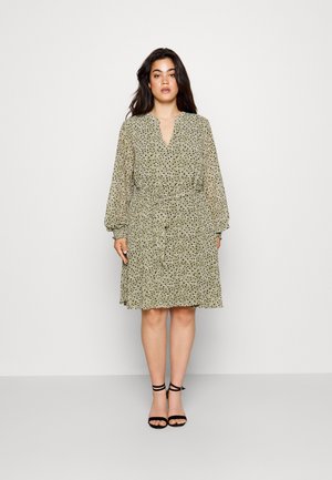 EVOKED VILA VIADELINE DRESS - Φόρεμα ημέρας - four leaf clover