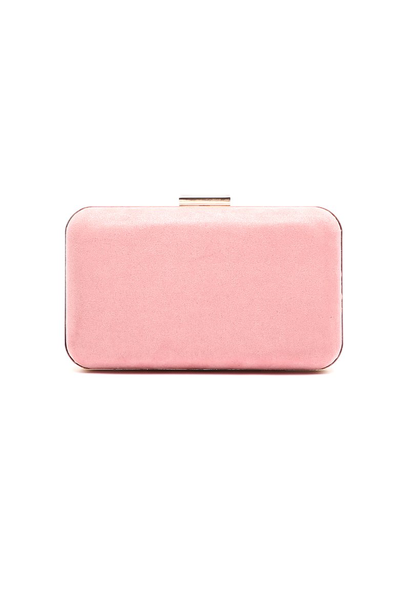 Pochette rectangulaire rose avec une finition satinée lisse, fermoir métallique et bords arrondis. Design compact adapté aux occasions formelles.