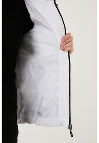 LELA SLIM FIT - Winter jacket - white