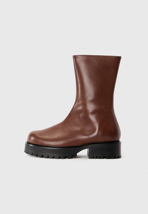 VENDOLA - Boots - chestnut