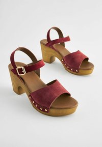 Next REGULAR FIT - Puukingad - red