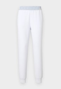 Λευκή φόρμα με ριγέ μπλε ελαστική μέση. Σχεδιασμός με στενή λοξή γραμμή στα πόδια, απαλό ύφασμα και ριμπ μανσέτες για άνετη εφαρμογή.