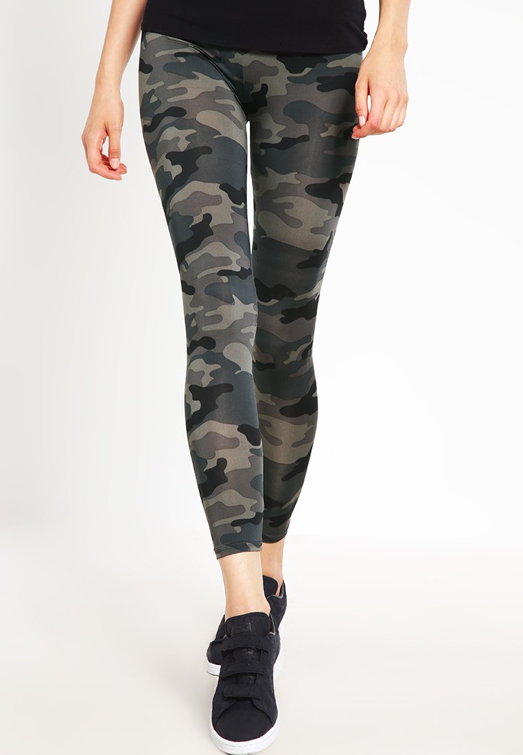 Urban Classics - LADIES CAMO LEGGINGS - Pajkice – hlače - grey, Povečajte