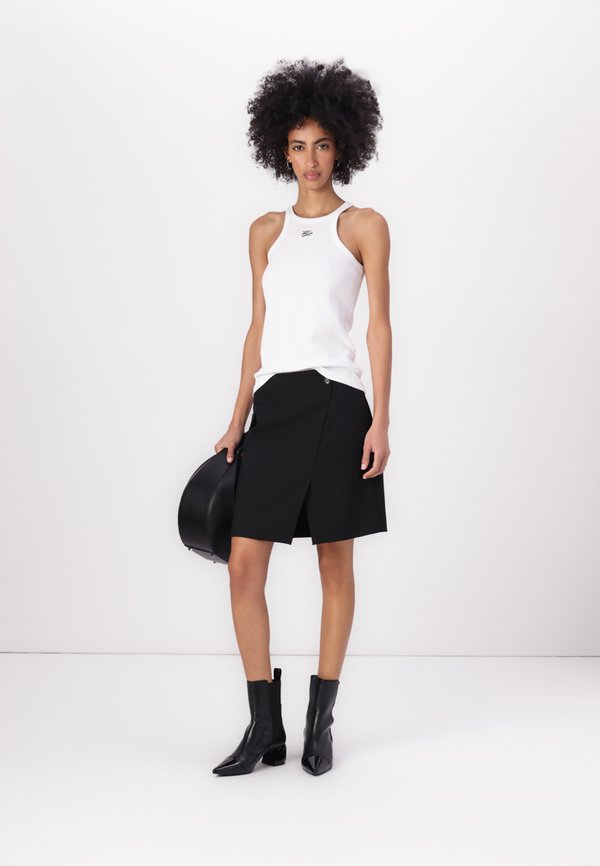 AUTOGRAPH TANK - Top4