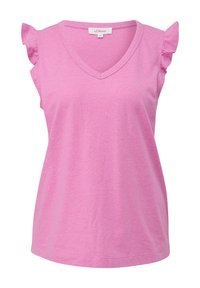 Różowy bezrękawnik z miękkiego materiału, z dekoltem w kształcie litery V i falbanami na ramionach. Gładka tekstura, luźny krój.