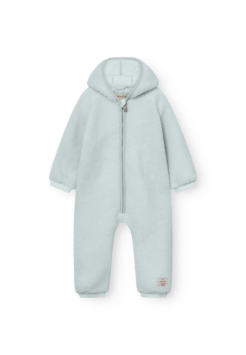 Lichtblauw fleece babysuittje met capuchon, lange mouwen, rits aan de voorkant en elastische boorden bij de polsen en enkels.