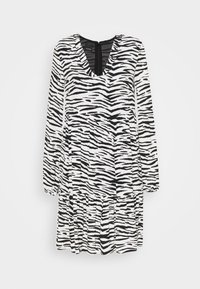 Abito a maniche lunghe a righe zebrate in bianco e nero, con scollatura a V, fondo svasato e chiusura con zip sul retro. Tessuto morbido con un design plissettato.