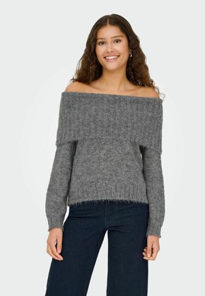 Pull gris à épaules découvertes en tissu tricoté doux, doté d'une texture côtelée, de longs manches et d'un ourlet légèrement effiloché.