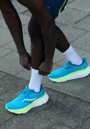 HURRICANE 24 - Chaussures de running sur route - viziblue/citron