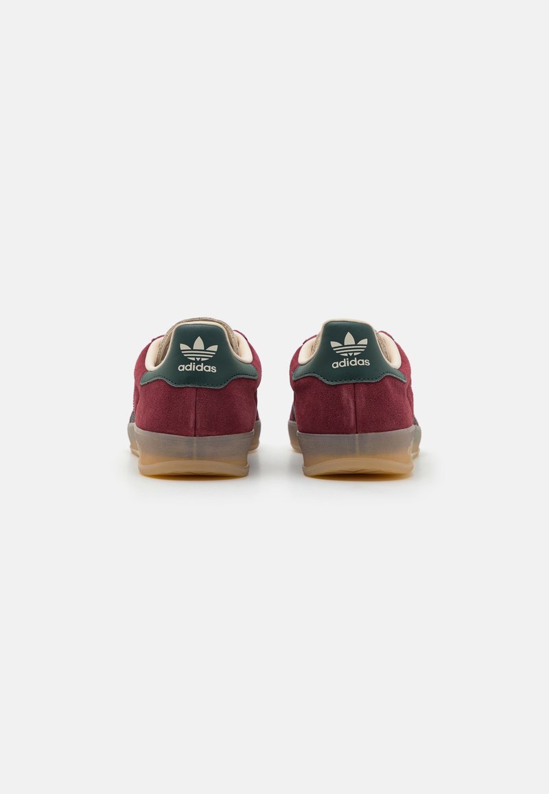 adidas gazelle silver green womens Men's adidas Gazelle Shoes Burgundy B41645