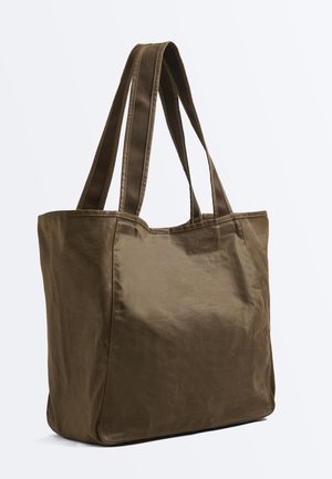 OYSHO, WAXED SHOPPER - Veľká kabelka - brown