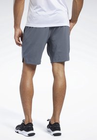 Reebok Träningsshorts - grey