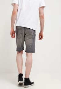 Jack & Jones Shorts di jeans - grey denim