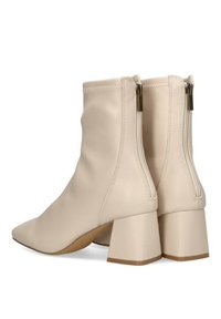 ETIKA LAAS 01 - Botines - beige
