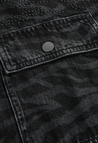 Next PRINTED - Skjortebluser - black zebra