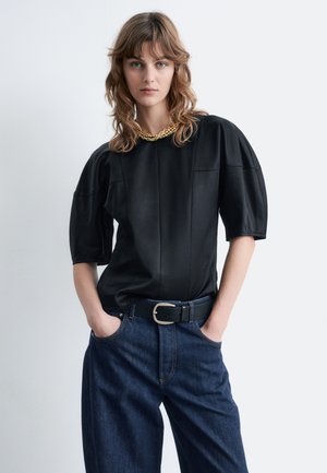 PUFF-SLEEVE - Bluse - black