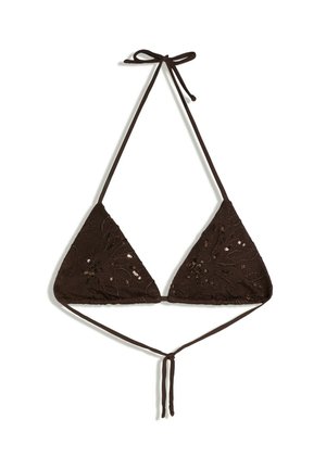 Góra bikini w ciemnym brązowym kolorze, w kształcie trójkąta, z wiązaniem na szyi i z tyłu, ozdobiona delikatnymi cekinami tworzącymi wzory kwiatowe.