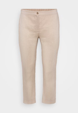 Pantalones recortados de lino beige con flat front, cierre de botón y cintura elástica. Textura suave con costuras mínimas y sin bolsillos.