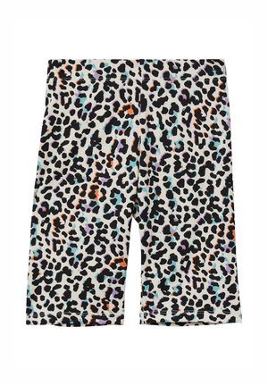 Leopardenmuster-Radshorts mit einem weißen Hintergrund und schwarzen, orangen, lila und blauen Akzenten. Gerippte Textur, knie-lange Ausführung.