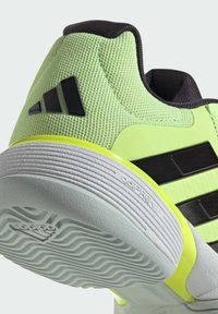adidas Performance BARRICADE  - Zapatillas de tenis para todas las superficies - green spark   aurora black   crystal jade