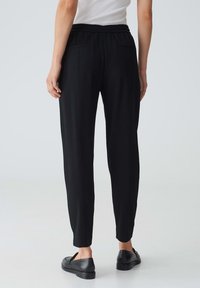 OPUS ELOPA REMIX - Stoffhose - black