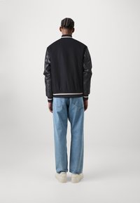 KARL LAGERFELD Pilotska jakna - black