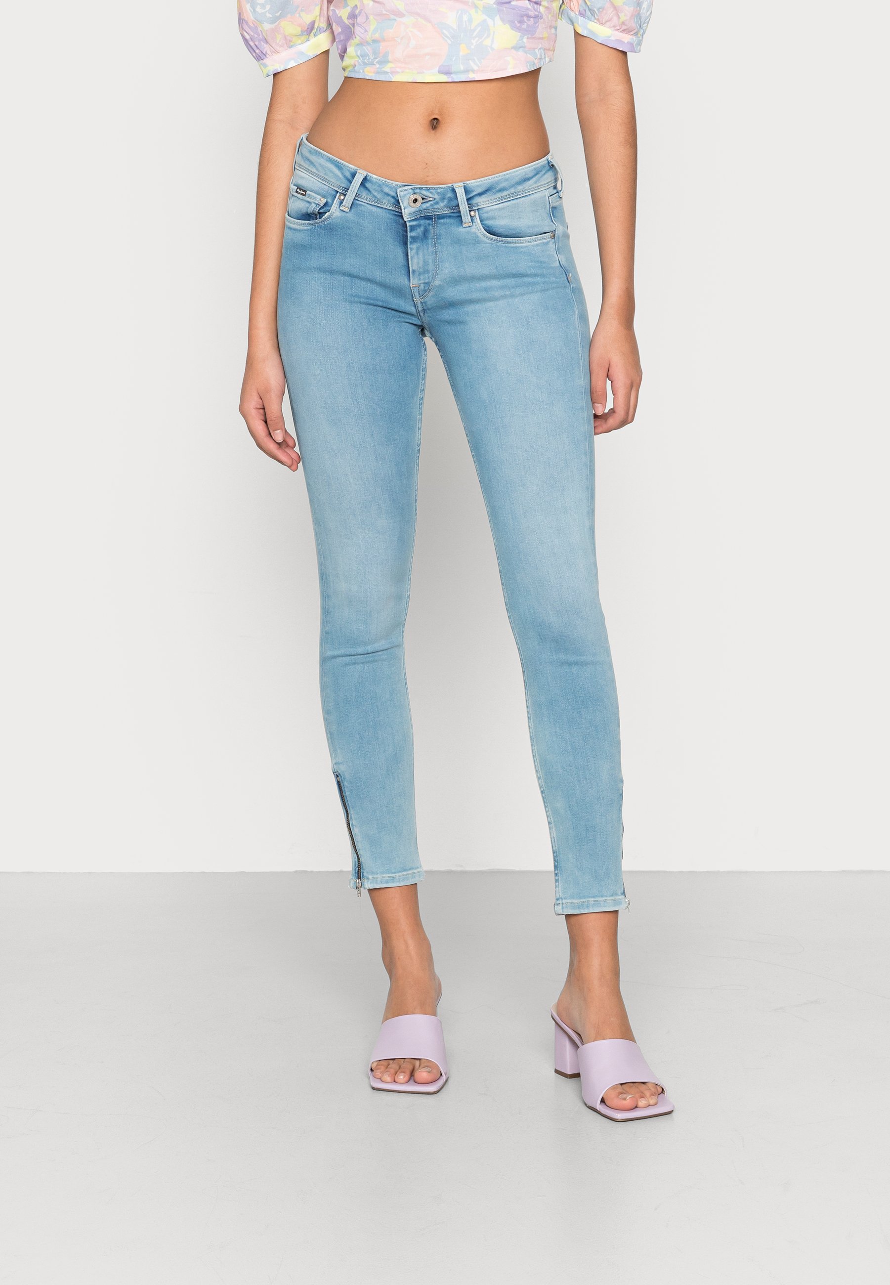 Jeans LOLA - pitillo denim/azul claro - Zalando.es