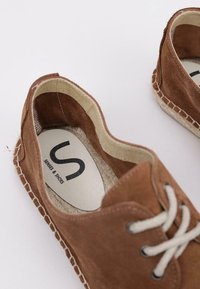 SENSES & SHOES TERRAN - Alpargatas - brown