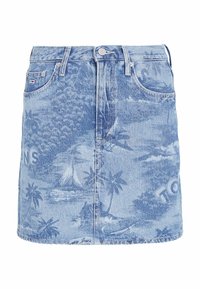 Jeansrock in hellblau mit tropischem Landschaftsdruck, hoch geschnitten mit vorderen Taschen und Knopfverschluss. Sauberer Saum.