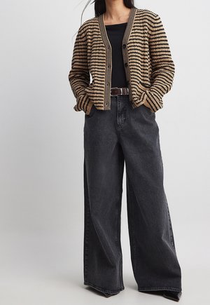NA-KD Cardigan - beige