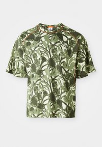 CHINATI - T-shirts print - khaki/mosswood brown