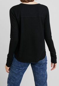 Hollister Co. Långärmad tröja - black