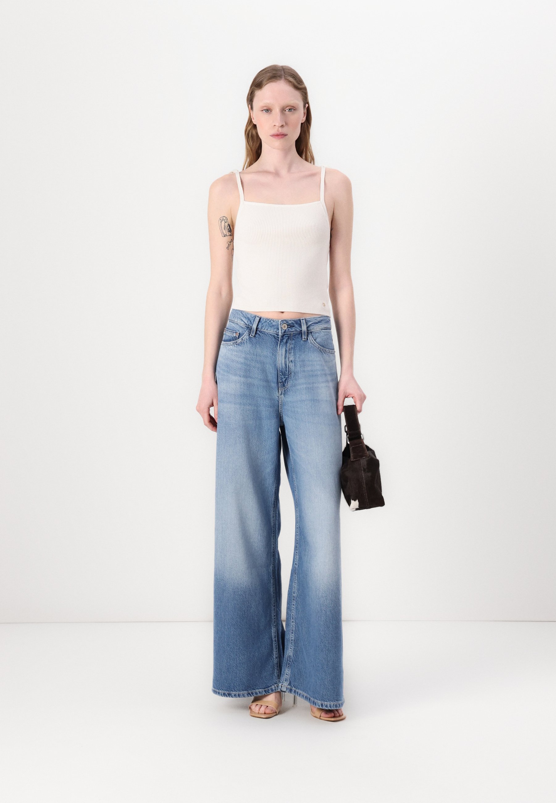 Guess SAGE TANK - Top - cream white/avorio - Zalando.it