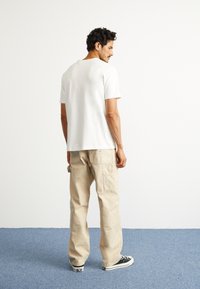 adidas Originals TEE - T-shirt estampada - off white