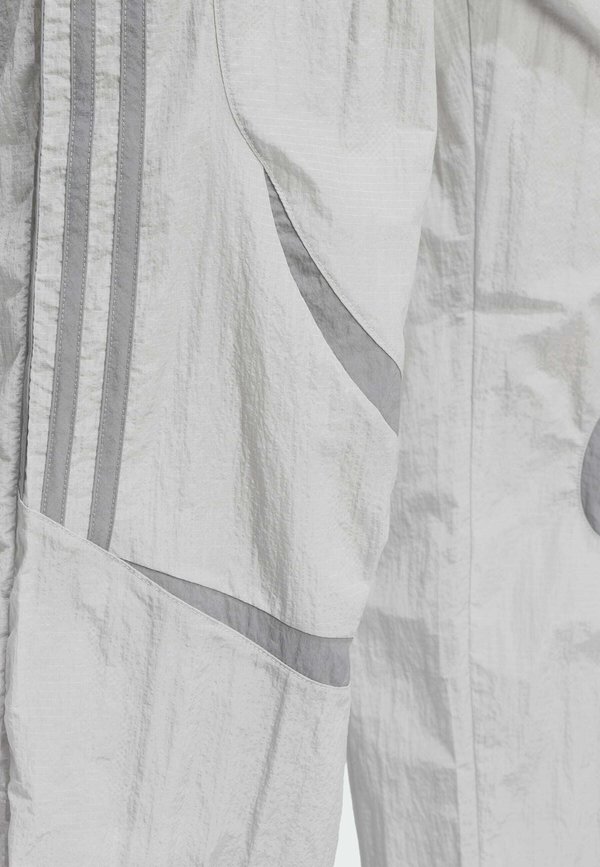 ADICOLOR 2000S WOVEN LOOSE TRACK - Tracksuit bottoms2