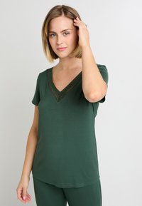 Non sélectionné, kaki