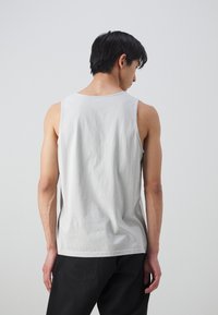 Levi's® RELAXED GRAPHIC TANK - Top - mirage gray