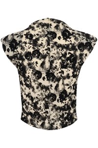 Haut à manches courtes à motif floral en noir et blanc, avec un col rond et une silhouette ajustée. Tissu doux et lisse avec une légère brillance.