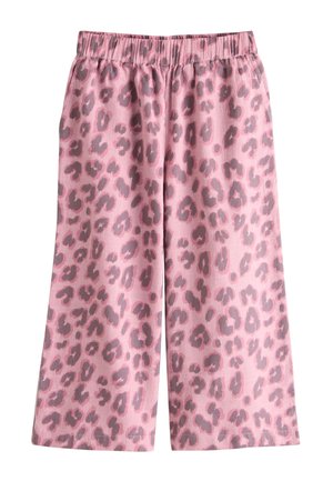 Roze wijde broek met grijze luipaardprint en elastische tailleband.