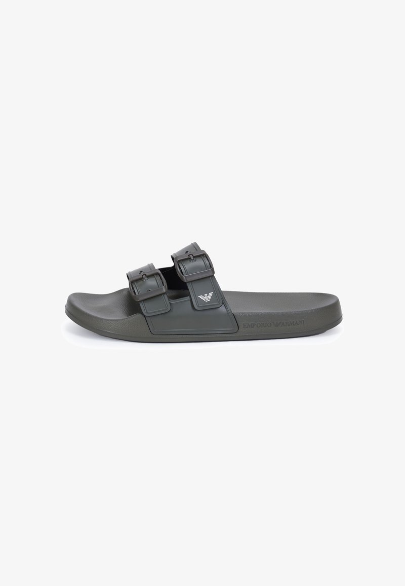 Sandale à glissière gris foncé avec deux brides réglables à boucle et logo Emporio Armani sur le côté et la bride.
