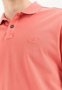camel active Poloshirt - coral red