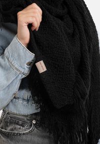 Knit Factory Sjaal - black