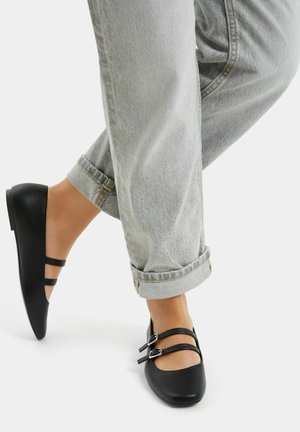 RIEMCHEN - Ankle strap ballet pumps - black