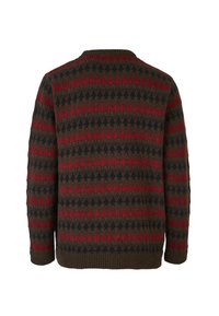 Strickpullover mit braunem Grundton und roten sowie marineblauen geometrischen Mustern, gerippten Bündchen und Saum sowie einem klassischen Rundhalsausschnitt.