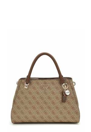 Sac à main Guess marron à motifs avec doubles poignées, plaque logo à l'avant et porte-clés de marque attaché.