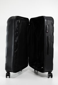 OCHNIK UNISEX czarny