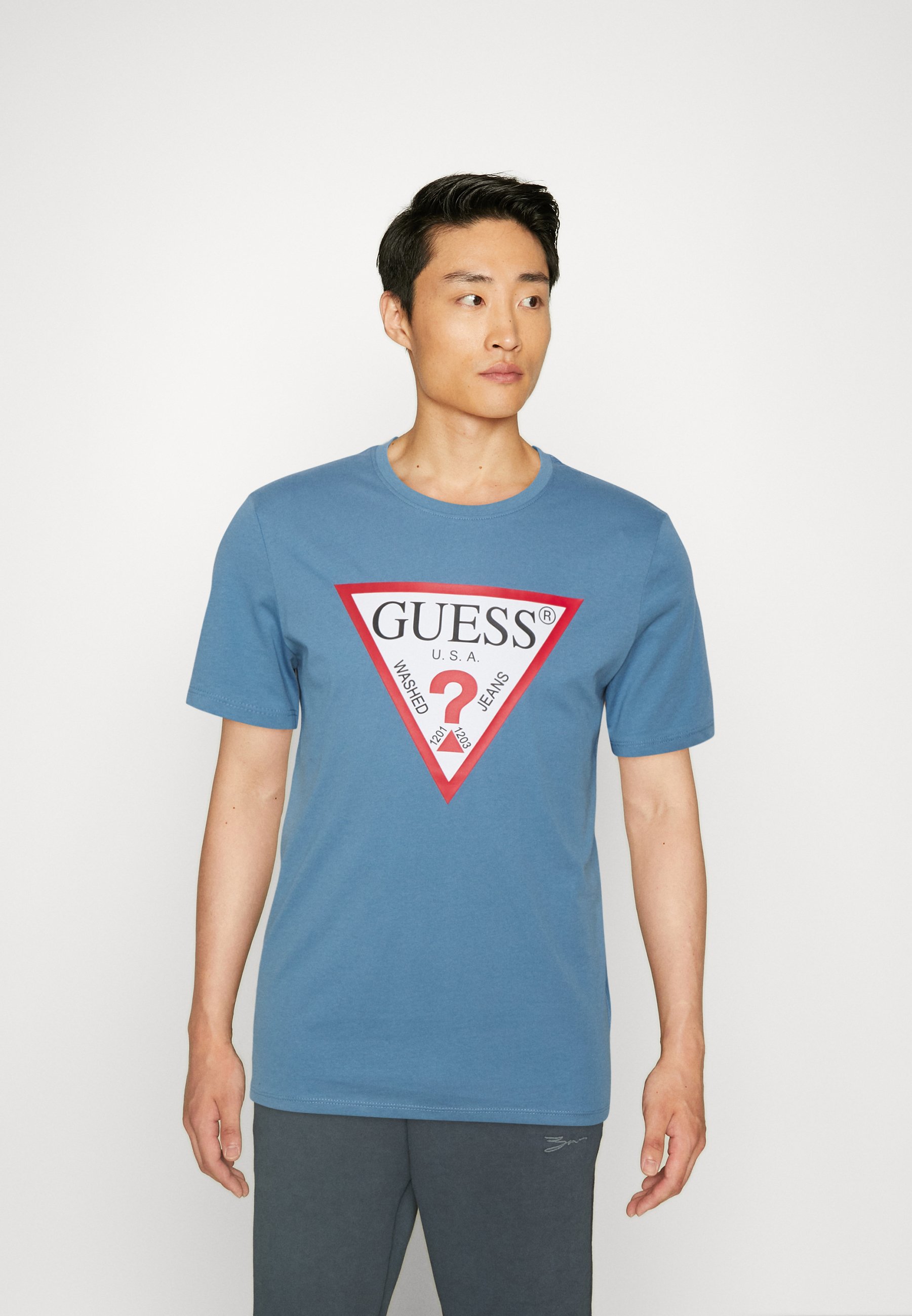logo guess original