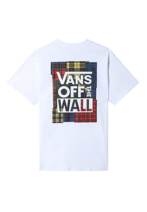 Biała koszulka z kolorowym wzorem w kratę i dużym logo "Vans Off The Wall" nadrukowanym na plecach.