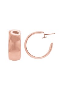 Ohrringe aus Roségold in Form von Creolen mit einer glänzenden, glatten Oberfläche; der eine hat ein gebogenes Design, während der andere rechteckig mit polierter Textur ist.