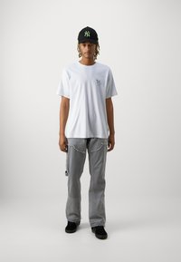 Only & Sons ONSSMART TEE - Tricou cu imprimeu - white